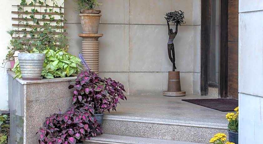 Perch Service Apartments