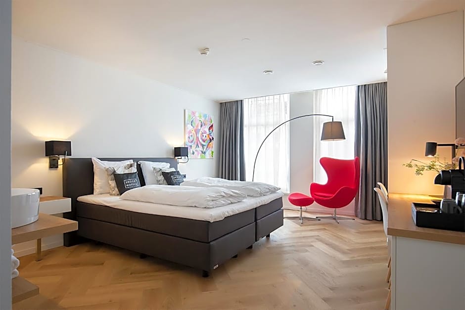 Snoozz Hotels Bolsward Boutique hotel zonder receptie met digitale sleutel