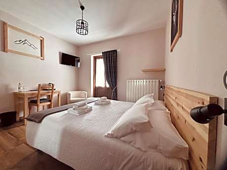 Standard Double or Twin Room with Balcony