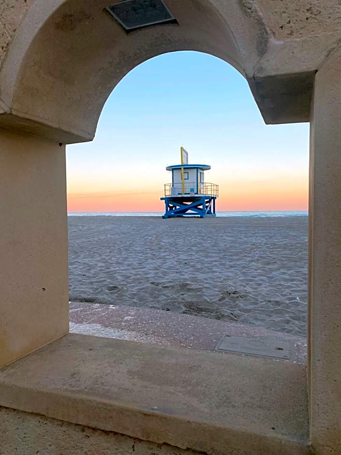 St Maurice Beach Inn