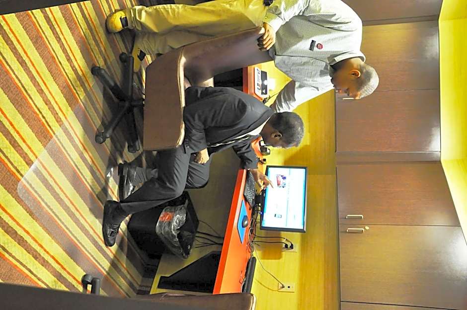 Hampton Inn By Hilton & Suites Cincinnati/Uptown-University Area