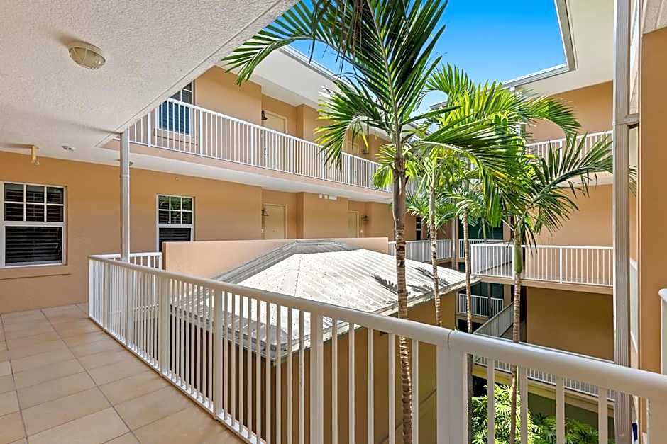 Beachside Resort & Residences