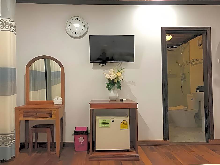 Luang Prabang Oudomlith Villa & Travel