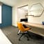 Holiday Inn Express Hotel & Suites St Charles By IHG