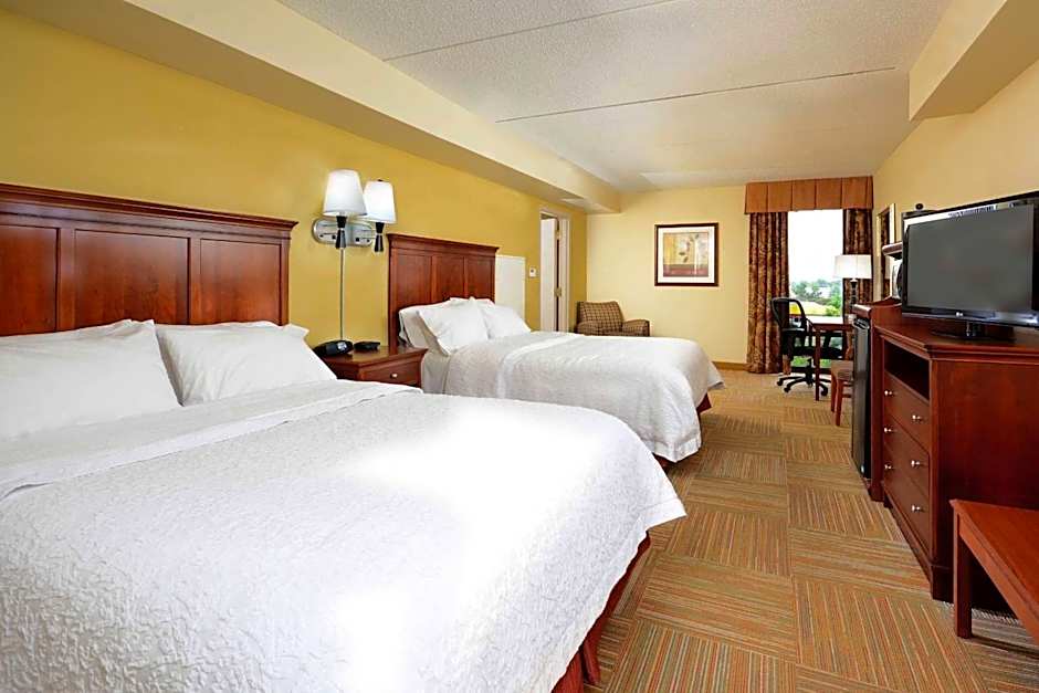 Hampton Inn By Hilton Raleigh-Capital Blvd. North