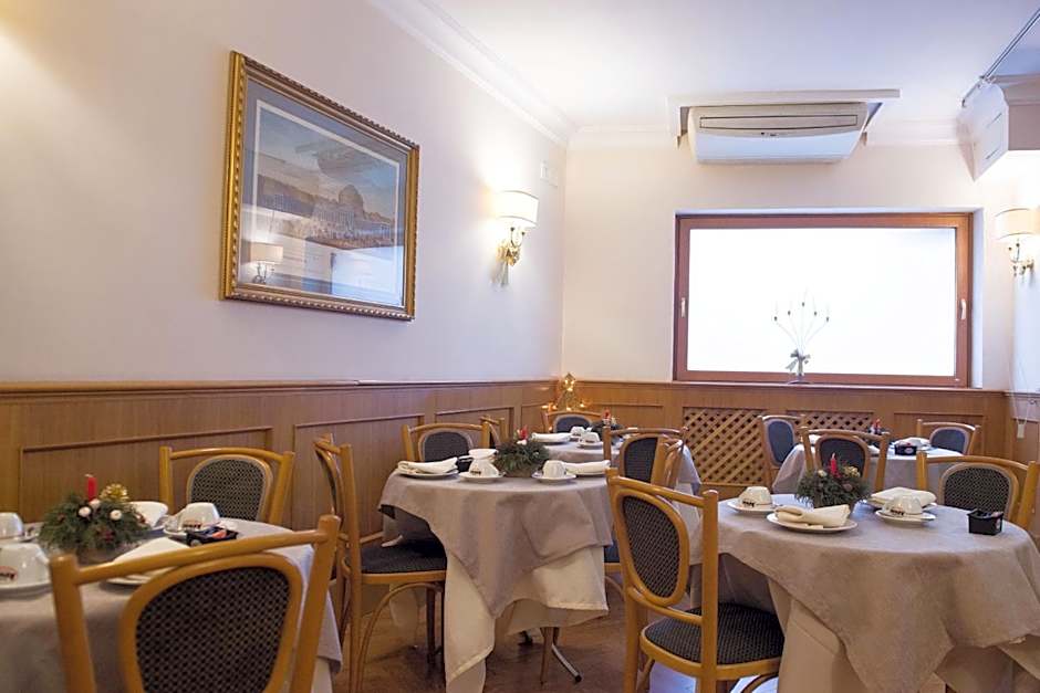 Hotel Leopardi