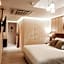 Amina Residency - Luxury Stay