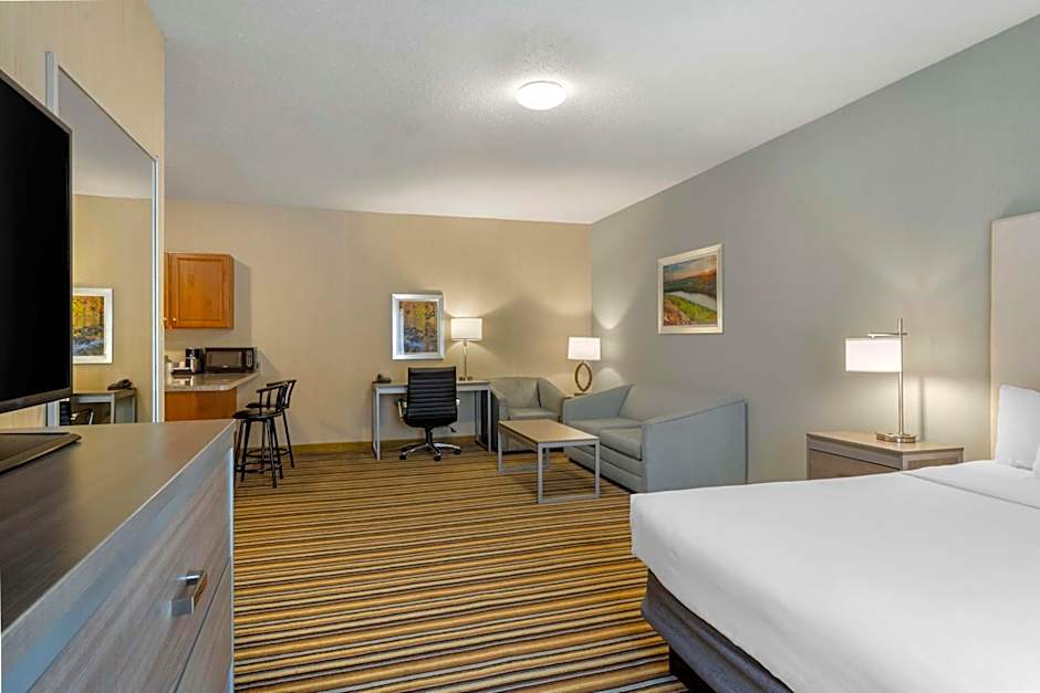 Best Western Plus New England Inn & Suites