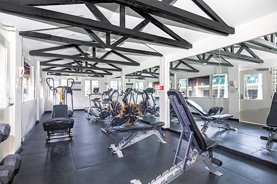 Tanoa Waterfront Hotel