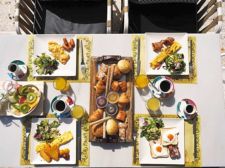 NLH Mati Seafront - Neighborhood Lifestyle Hotels