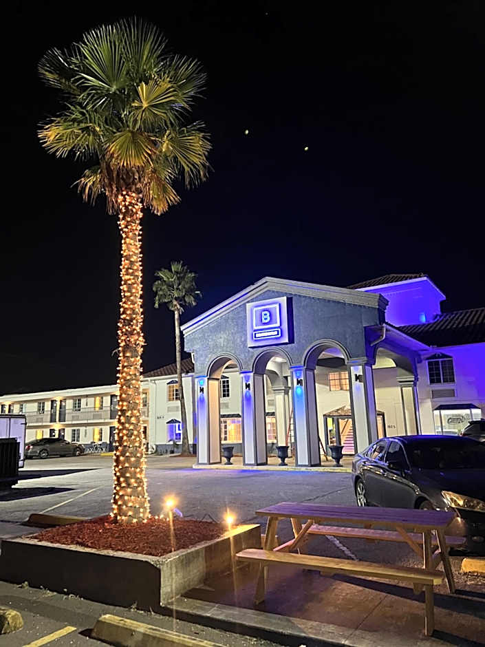 Boardwalk Suites Lafayette