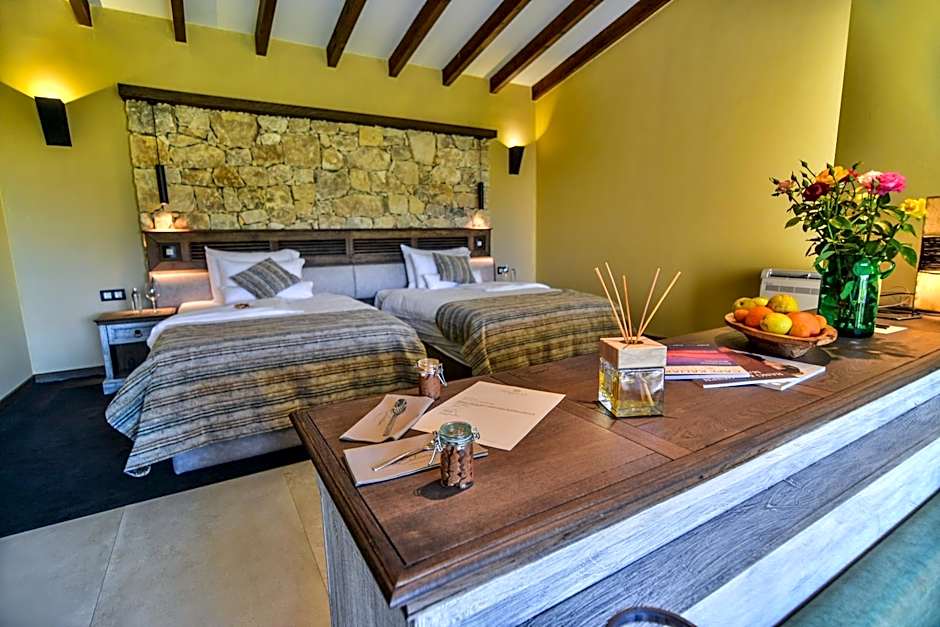 Zornitza Family Estate Relais & Chateaux