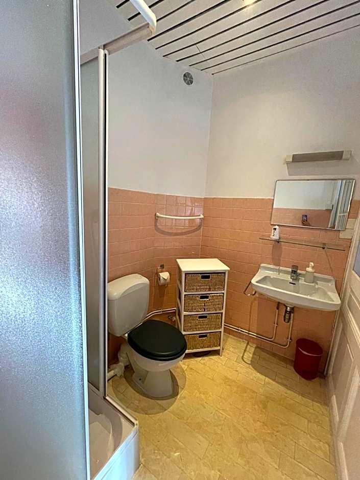 Authentic by Balladins, Hôtel Le Carré d'Aix