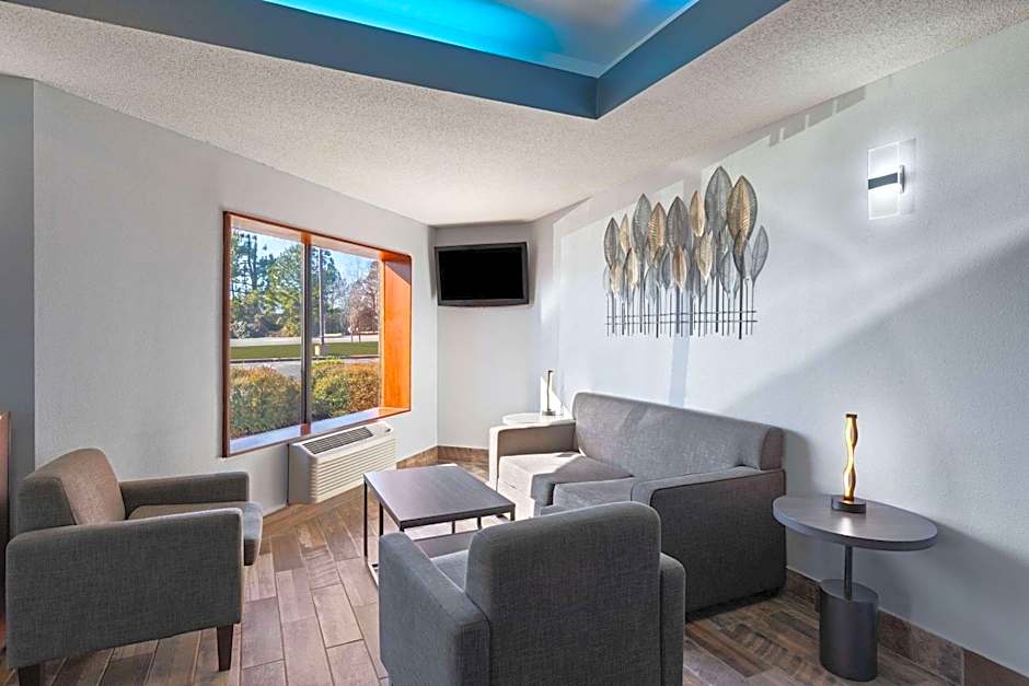 Baymont by Wyndham Creedmoor