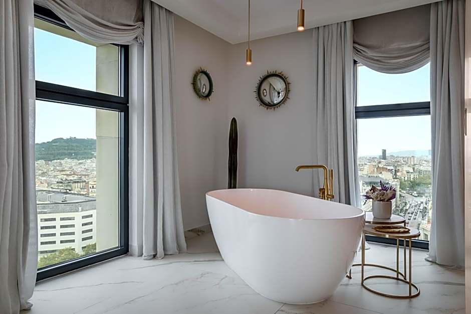 45 Times Barcelona Hotel