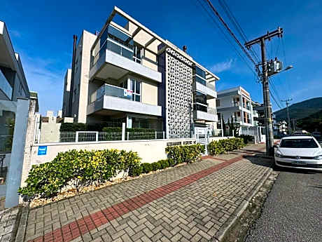 cód 175 - Apartamento com 2 suítes!