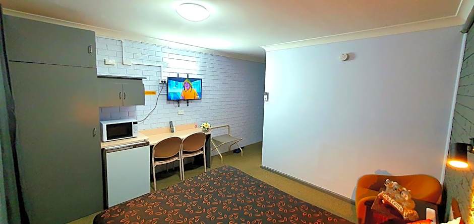 Goldrush Motel Young CBD