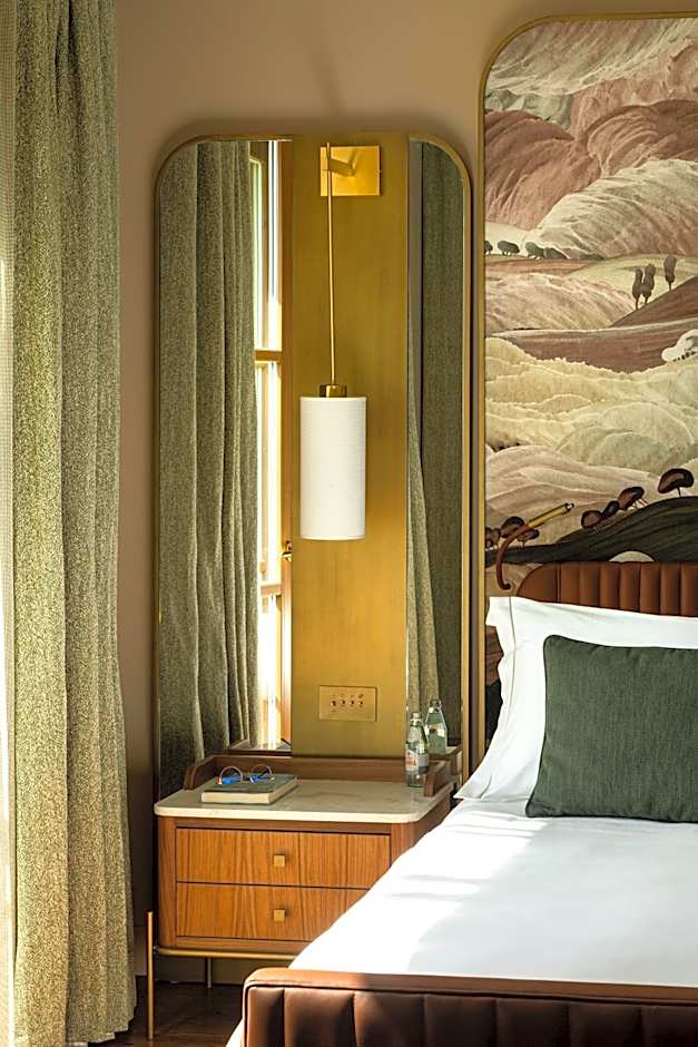 Photo 1 of 3 of Junior Suite