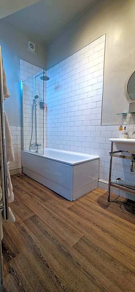 The Cross-Keys Hotel