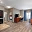 Hampton Inn By Hilton And Suites El Paso-Airport