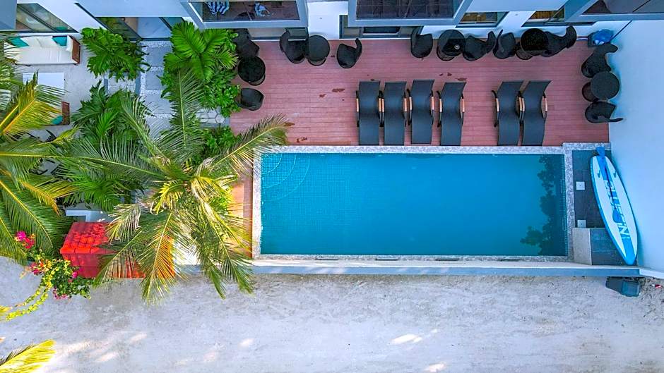 Ari Grand Hotel & Spa