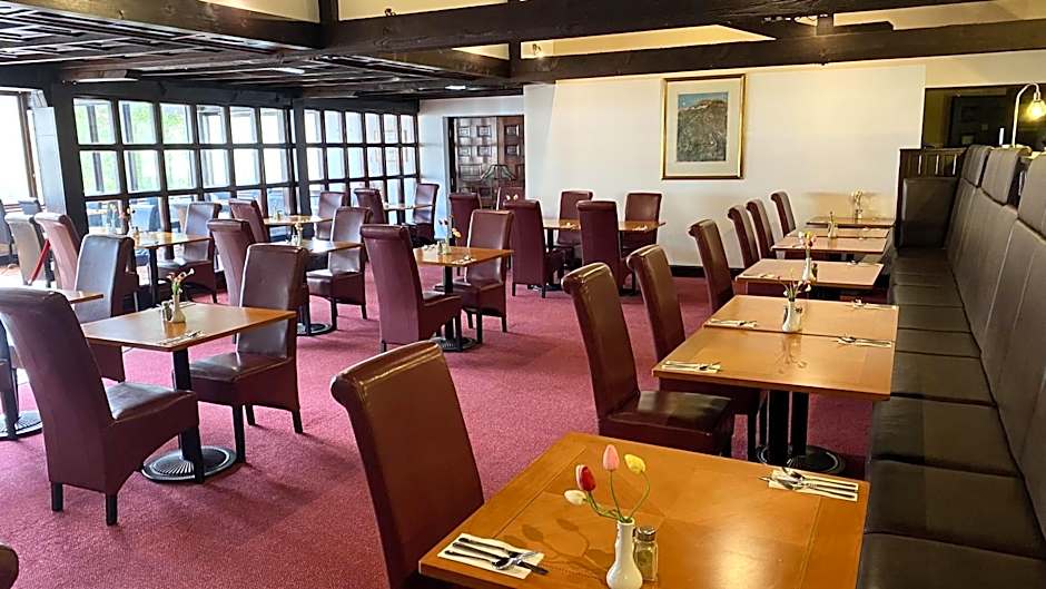 Europa Gatwick Hotel & Spa