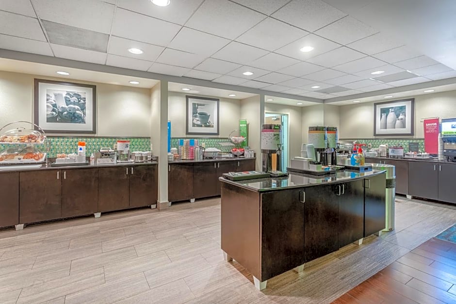Hampton Inn Richmond - South