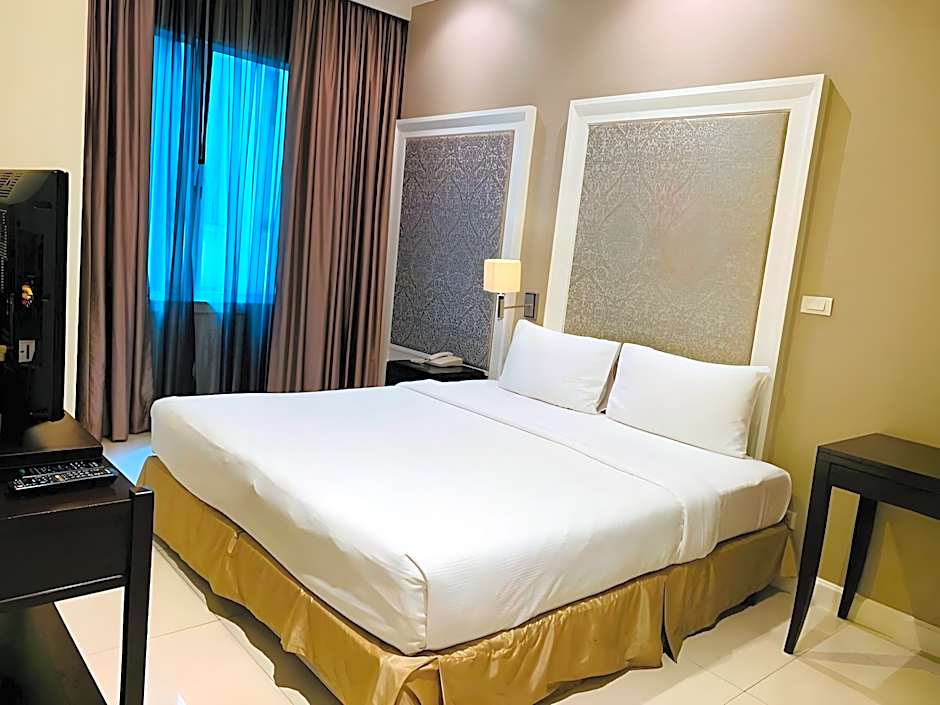 Hope Land Hotel  Sukhumvit 46/1