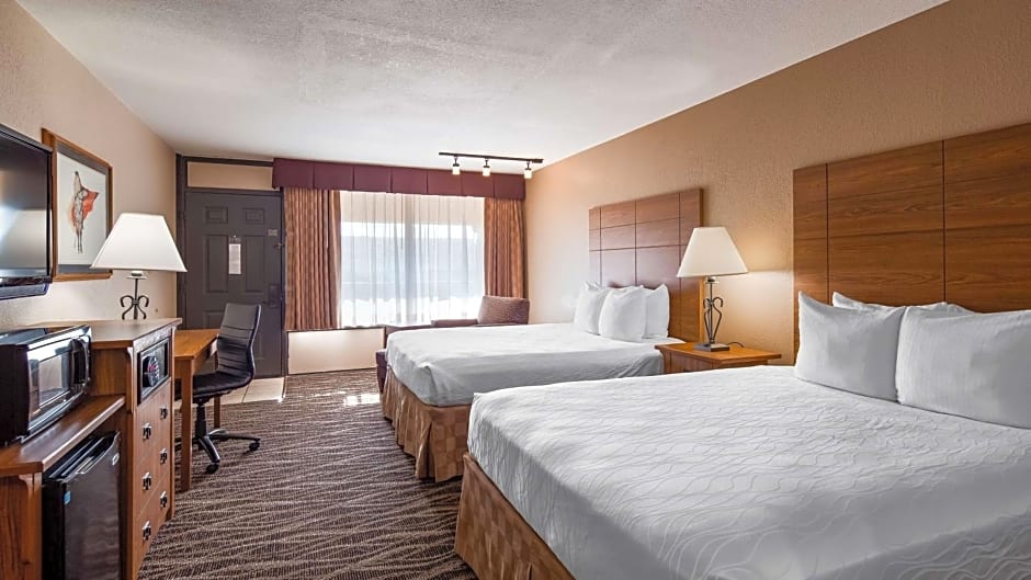 Best Western Plus Saddleback Inn and Conference Center