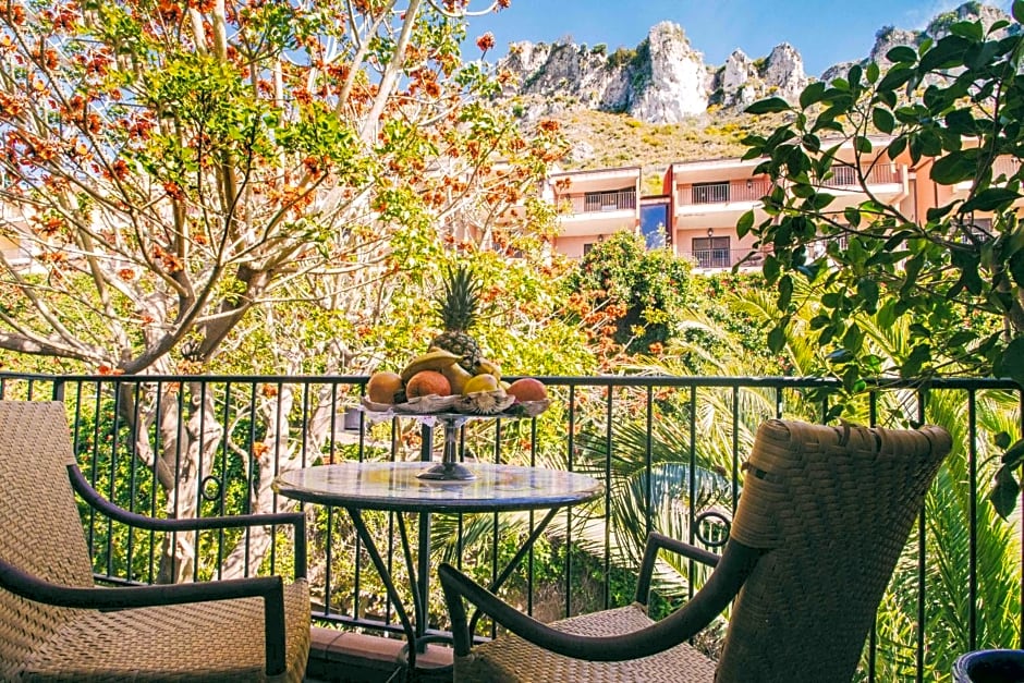 Capo Dei Greci Taormina Coast Hotel & SPA