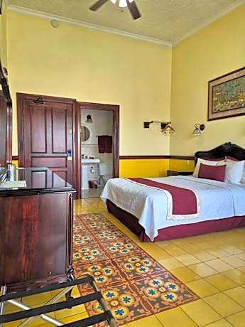 Superior Queen Room