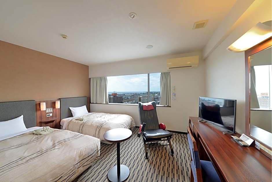 Uozu Manten Hotel Ekimae