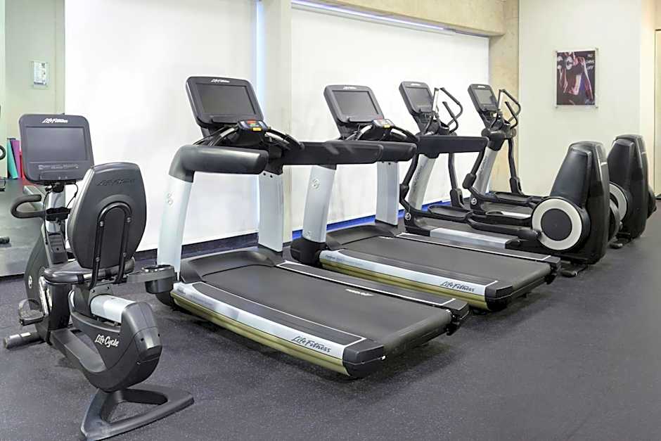 Hotel Guadalajara Country Club by HNF