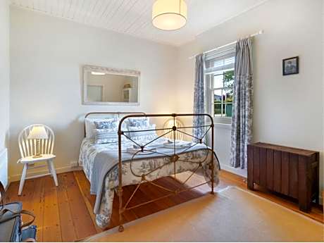 Murphetts 5 Bedroom Cottage