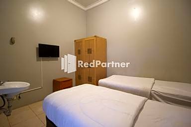 De Kost Solo Mitra RedDoorz