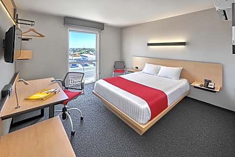 ONE QUEEN BED