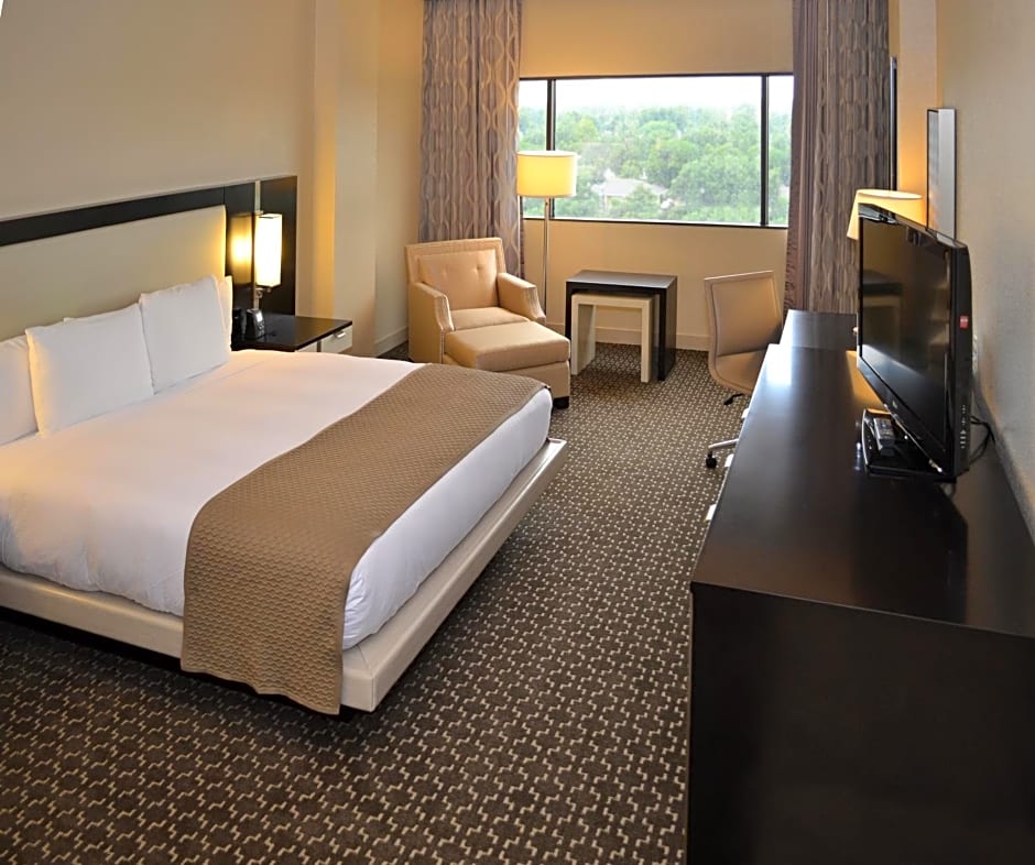 DoubleTree By Hilton Houston Hobby Airport