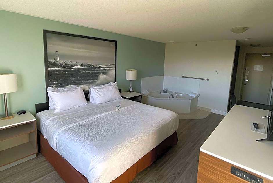 Photo 1 of 11 of Deluxe 1 King Bed
