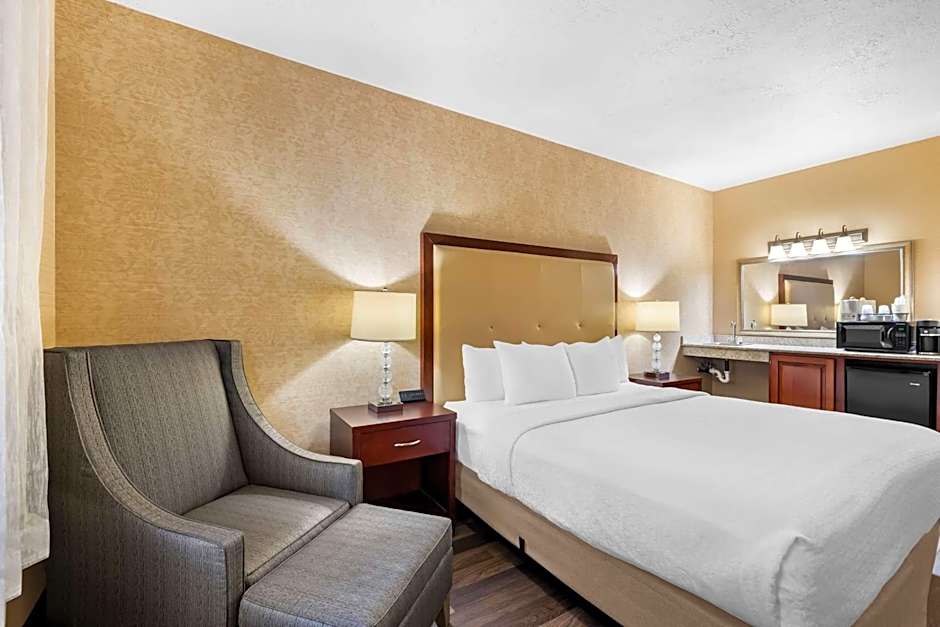 Best Western Plus Abbey Inn