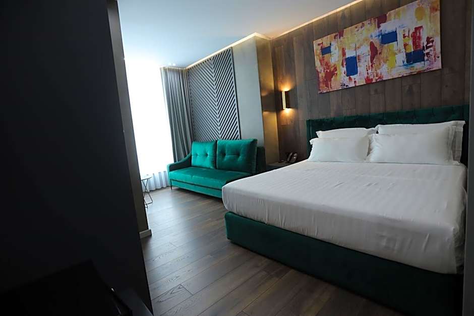 Photo 1 of 20 of Deluxe, Side Sea View