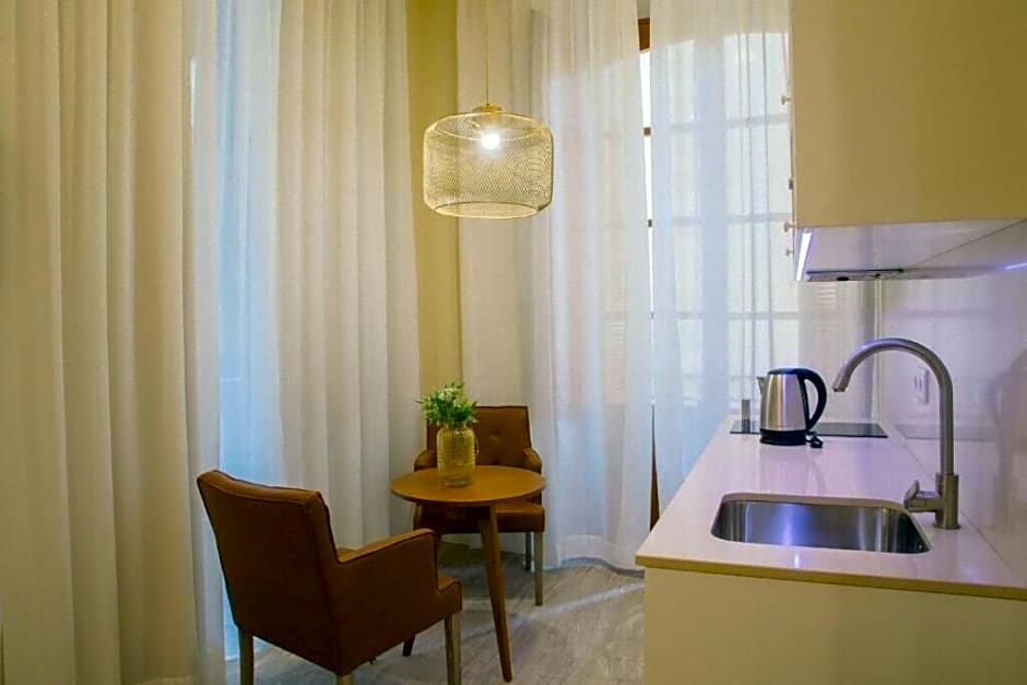 Apartamentos Naitly Málaga Teatro Romano