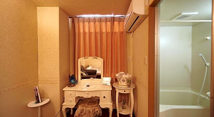 Hotel 4F Macaroni