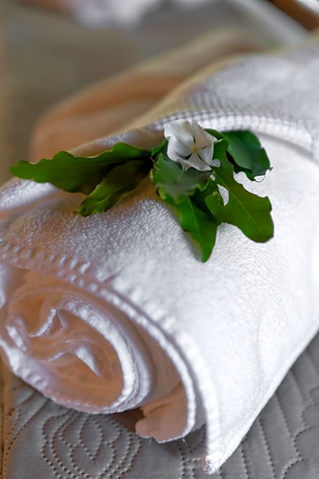 Shumba Safari Bush Camp