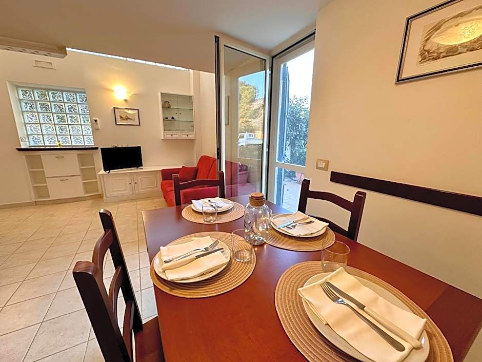 Sperlonga Paradise Apartment Complex