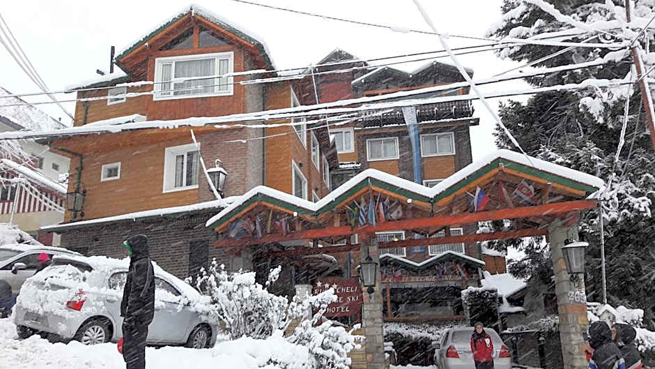 Ruca Cheli Village Ski Hotel
