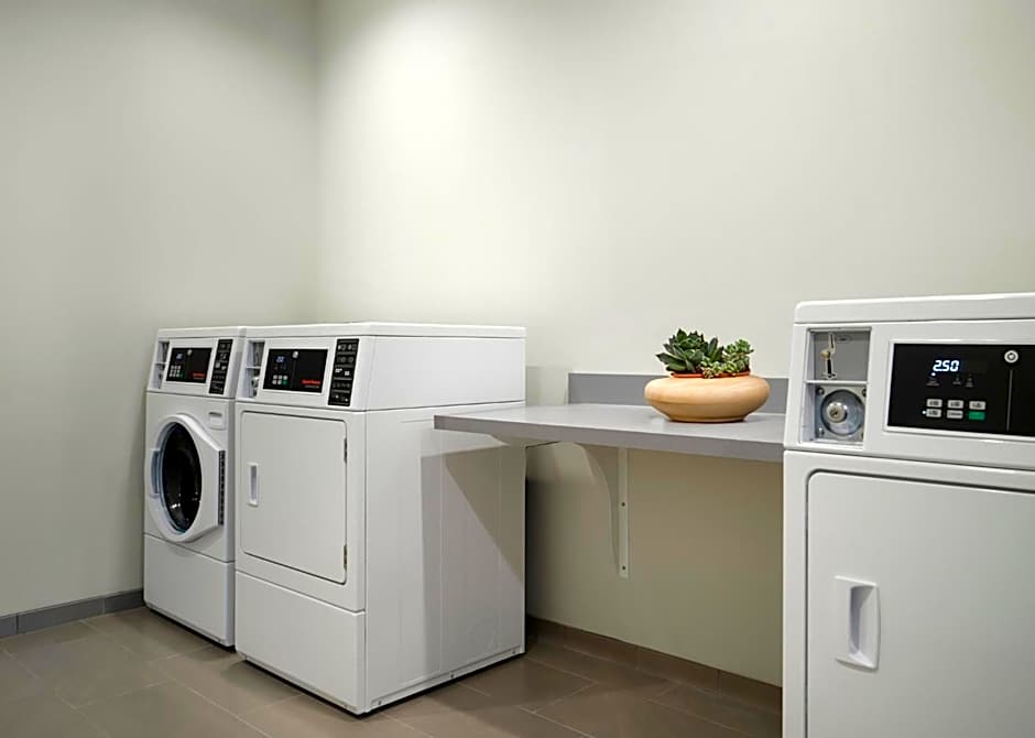 Holiday Inn Express & Suites Lima By IHG