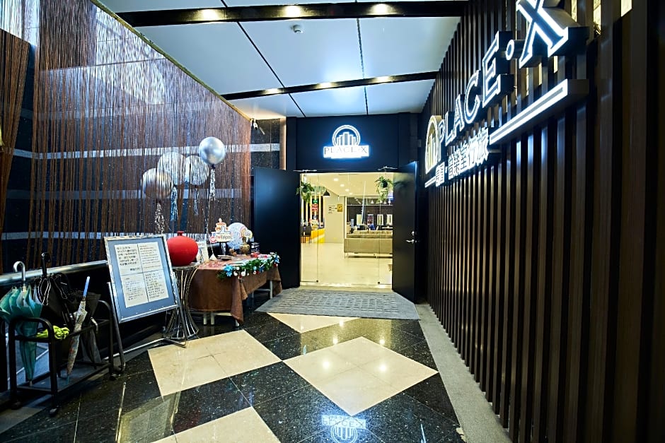 PLACE X Hotel