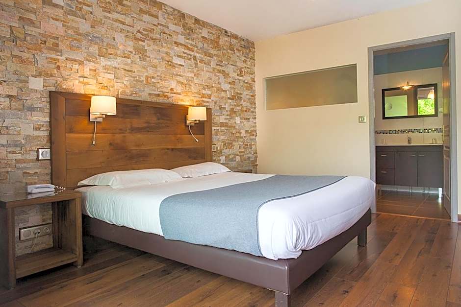 Logis Hotel Erreguina
