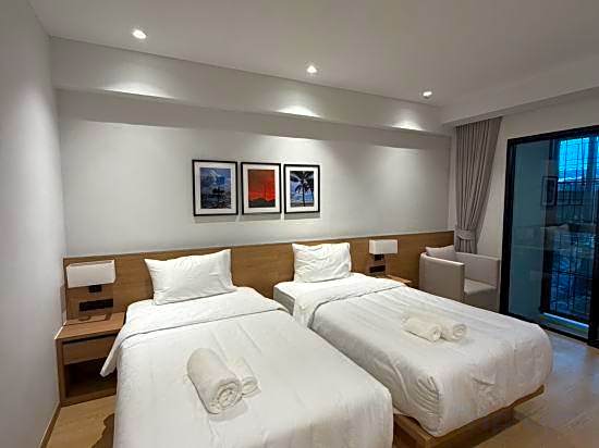 611 Hotel
