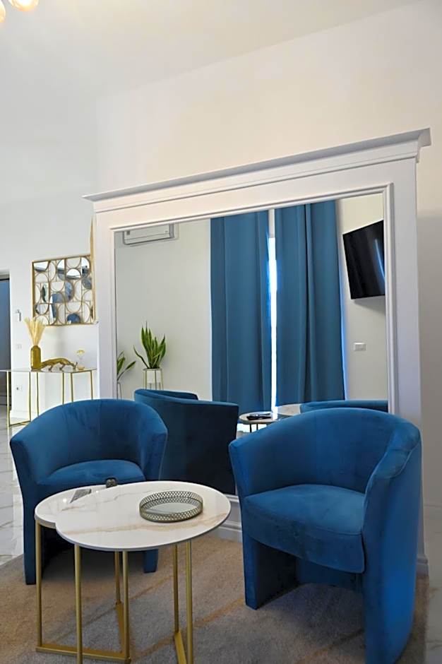 NM Luxury Suites